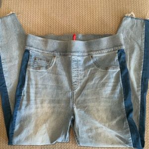 Spanx distressed skinny jeans/ side stripes
